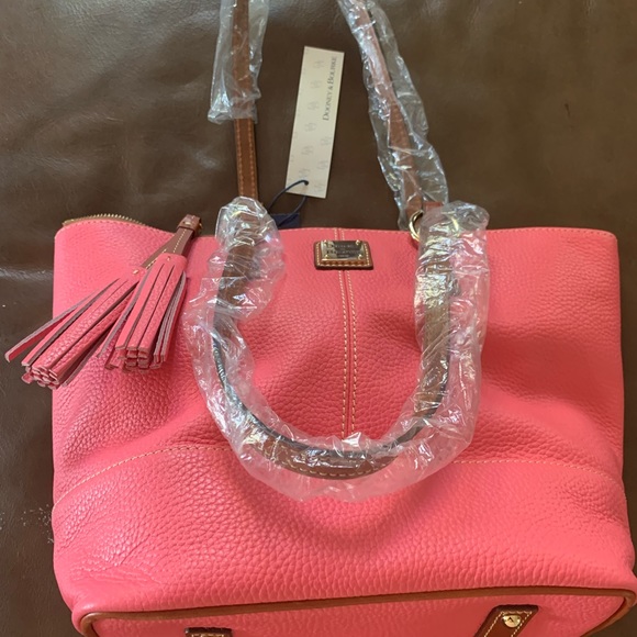 Dooney and Bourke small Tobi tote in light pink - Picture 3 of 4